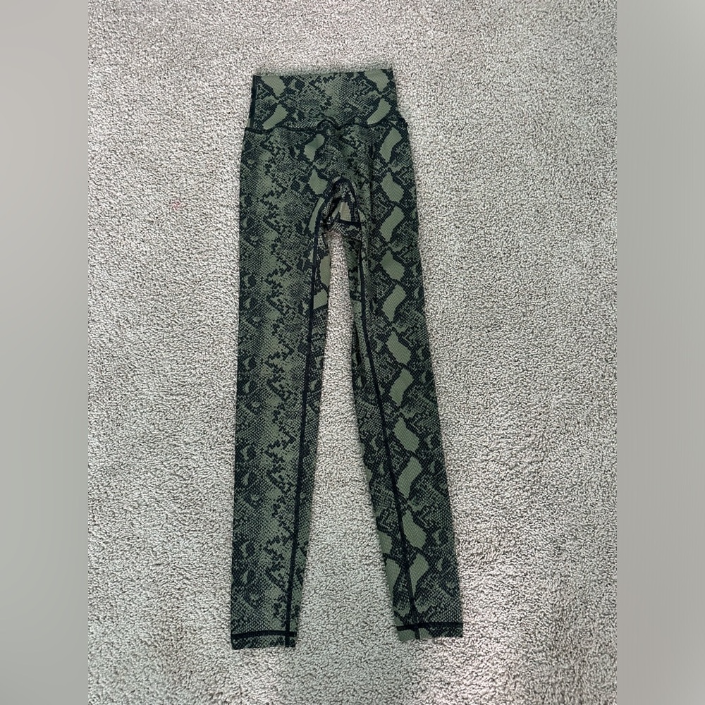 BuffBunny Green and Black Reptile Leggings
